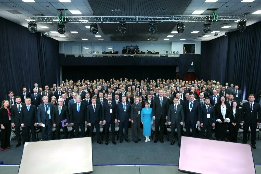 Изображение к новости 'Сегодня в Иркутске завершились региональные дни III Всероссийского муниципального форума «МАЛАЯ РОДИНА — СИЛА РОССИИ».'