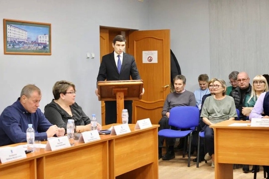 Изображение к новости 'Сегодня Совет депутатов Кандалакшского муниципального округа поддержал кандидатуру Александра Самарина на должность главы Кандалакшского муниципального округа Мурманской области'